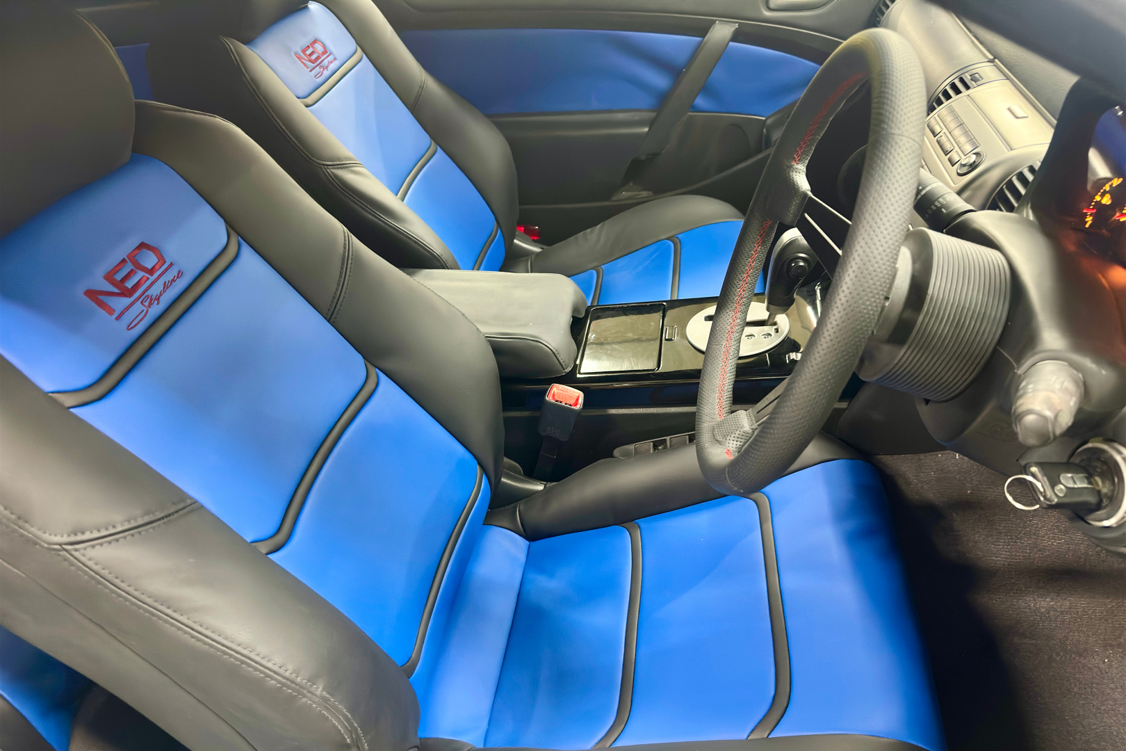 SMALL_241224-01_NEO_Interior